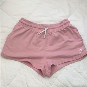 Throw On Shorts - Gymshark